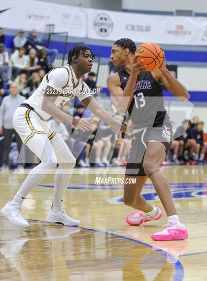 Thumbnail 1 in Wheeler vs. Corner Canyon (5 for the Fight National Hoopfest) photogallery.