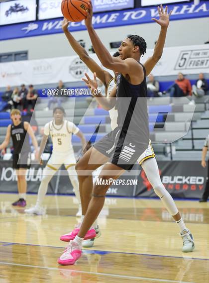 Thumbnail 1 in Wheeler vs. Corner Canyon (5 for the Fight National Hoopfest) photogallery.
