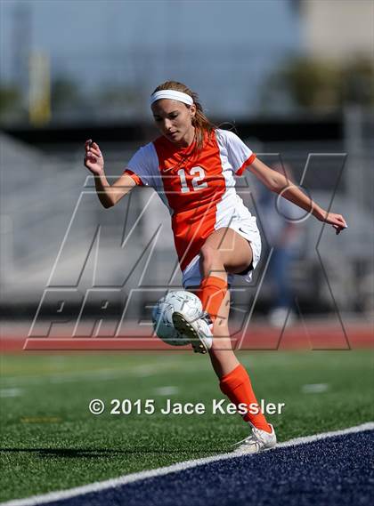 Thumbnail 2 in West vs. Cypress (CIF-SS D3 Final) photogallery.