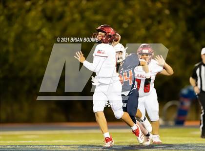 Thumbnail 2 in Kennedy Catholic @ Eastside Catholic photogallery.