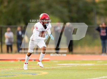 Thumbnail 3 in Kennedy Catholic @ Eastside Catholic photogallery.