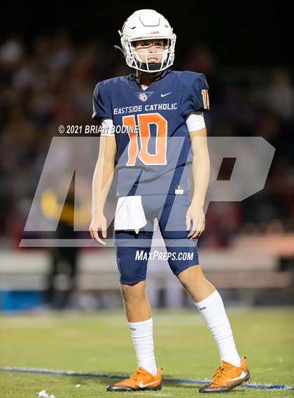 Thumbnail 3 in Kennedy Catholic @ Eastside Catholic photogallery.