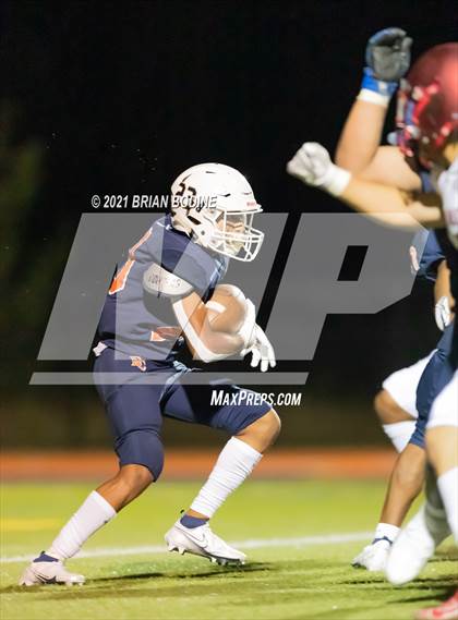 Thumbnail 2 in Kennedy Catholic @ Eastside Catholic photogallery.