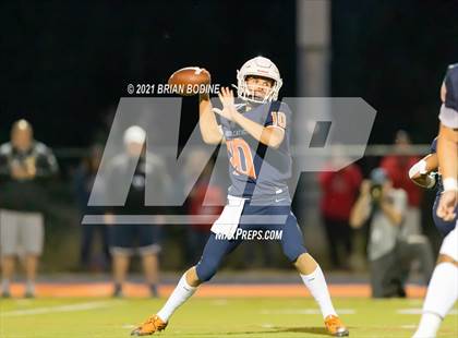 Thumbnail 2 in Kennedy Catholic @ Eastside Catholic photogallery.