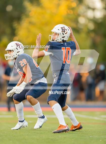 Thumbnail 1 in Kennedy Catholic @ Eastside Catholic photogallery.