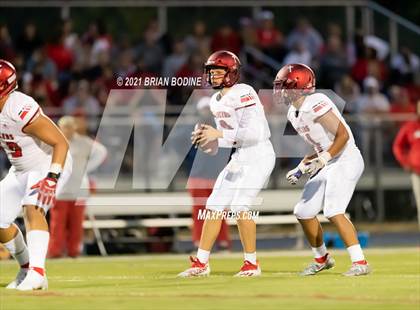 Thumbnail 2 in Kennedy Catholic @ Eastside Catholic photogallery.