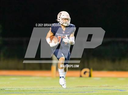 Thumbnail 2 in Kennedy Catholic @ Eastside Catholic photogallery.