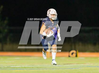 Thumbnail 3 in Kennedy Catholic @ Eastside Catholic photogallery.