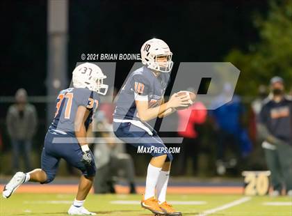 Thumbnail 3 in Kennedy Catholic @ Eastside Catholic photogallery.
