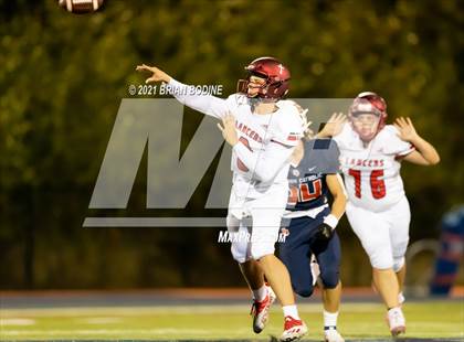 Thumbnail 1 in Kennedy Catholic @ Eastside Catholic photogallery.