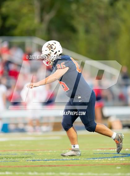 Thumbnail 3 in Kennedy Catholic @ Eastside Catholic photogallery.