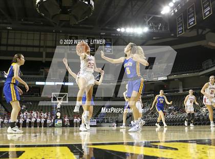 Thumbnail 1 in Newport Central Catholic vs Dixie (ninth region tournament) photogallery.
