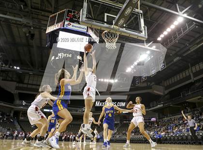 Thumbnail 3 in Newport Central Catholic vs Dixie (ninth region tournament) photogallery.