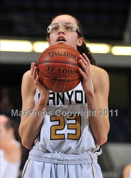 Thumbnail 2 in Harvard-Westlake vs. Canyon (CIF SS 2A Final) photogallery.