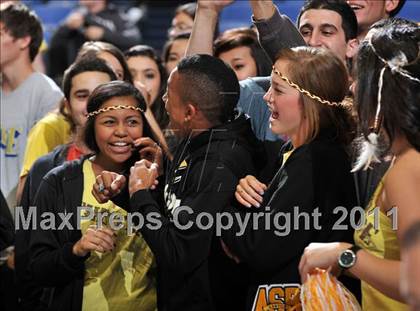 Thumbnail 2 in Harvard-Westlake vs. Canyon (CIF SS 2A Final) photogallery.
