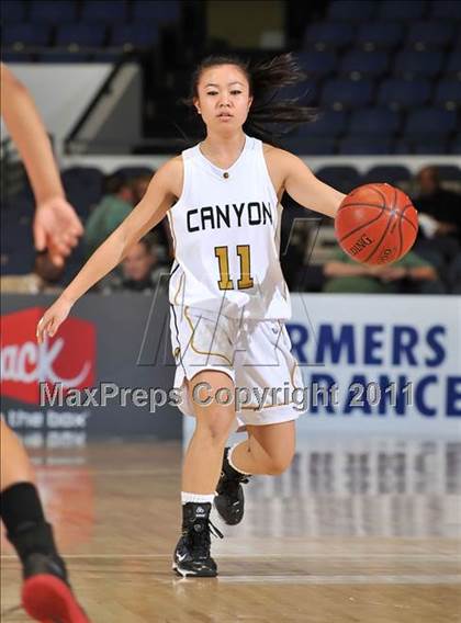 Thumbnail 1 in Harvard-Westlake vs. Canyon (CIF SS 2A Final) photogallery.