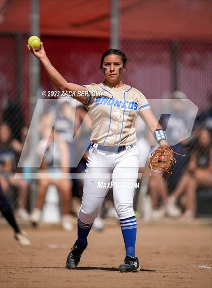 Thumbnail 2 in San Juan vs Duchesne (UHSAA 2A Quarterfinal) photogallery.