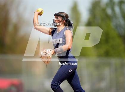 Thumbnail 2 in San Juan vs Duchesne (UHSAA 2A Quarterfinal) photogallery.