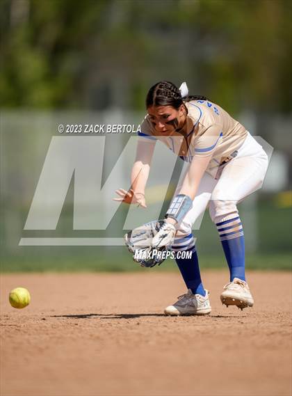 Thumbnail 2 in San Juan vs Duchesne (UHSAA 2A Quarterfinal) photogallery.