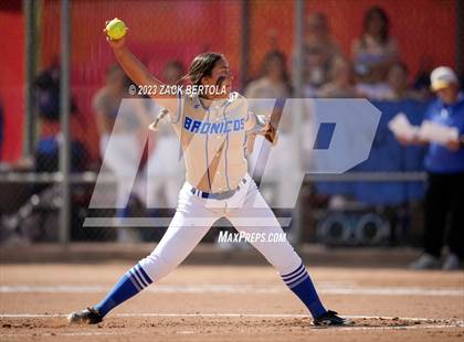 Thumbnail 1 in San Juan vs Duchesne (UHSAA 2A Quarterfinal) photogallery.