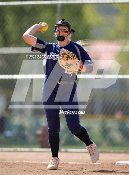 Thumbnail 3 in San Juan vs Duchesne (UHSAA 2A Quarterfinal) photogallery.