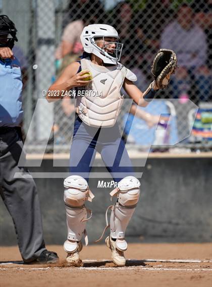 Thumbnail 3 in San Juan vs Duchesne (UHSAA 2A Quarterfinal) photogallery.