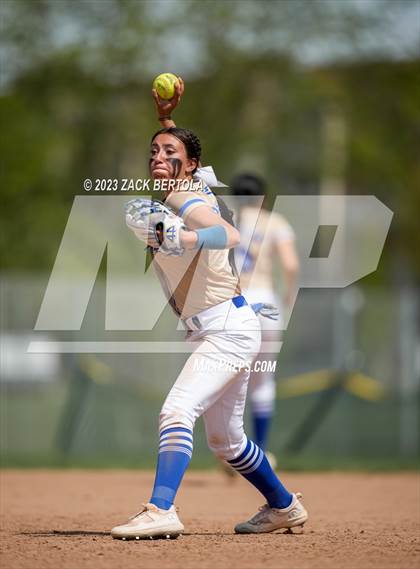 Thumbnail 3 in San Juan vs Duchesne (UHSAA 2A Quarterfinal) photogallery.