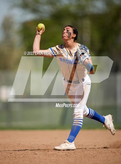 Thumbnail 3 in San Juan vs Duchesne (UHSAA 2A Quarterfinal) photogallery.