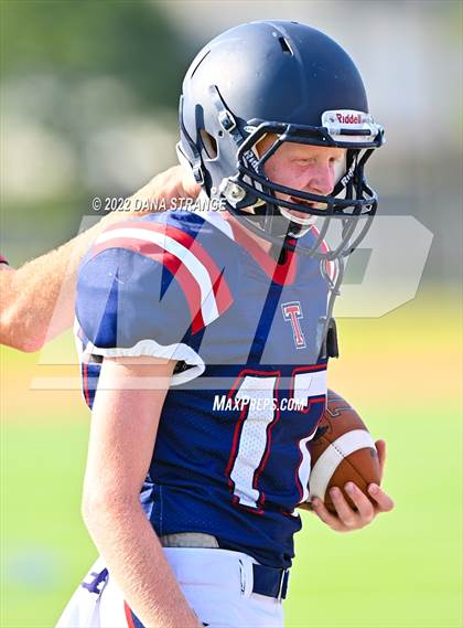Thumbnail 1 in Seven Lakes @ Tompkins (B team) photogallery.