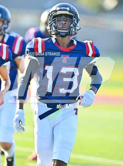 Thumbnail 3 in Seven Lakes @ Tompkins (B team) photogallery.