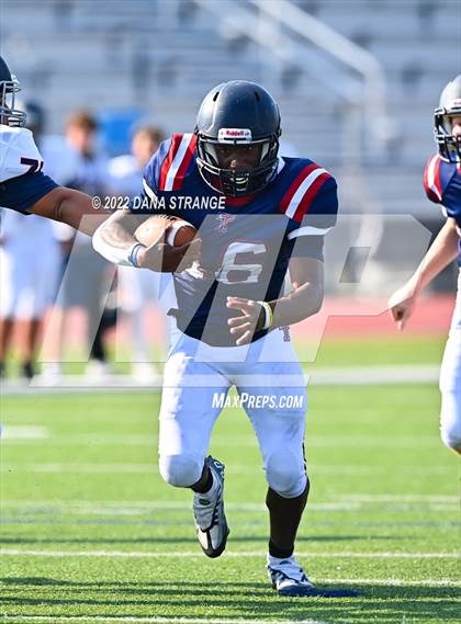 Thumbnail 3 in Seven Lakes @ Tompkins (B team) photogallery.