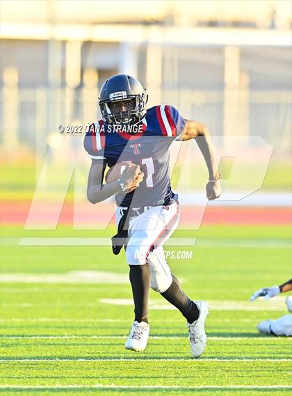 Thumbnail 1 in Seven Lakes @ Tompkins (B team) photogallery.