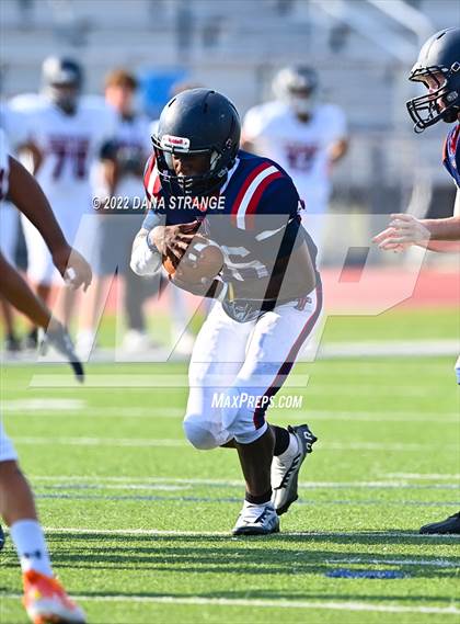 Thumbnail 1 in Seven Lakes @ Tompkins (B team) photogallery.