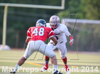 Thumbnail 1 in Phil Simms All-Star Football Classic (North vs. South) photogallery.