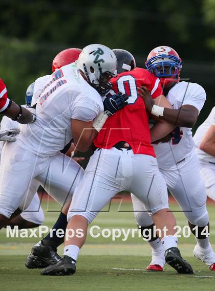 Thumbnail 2 in Phil Simms All-Star Football Classic (North vs. South) photogallery.