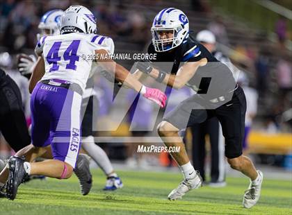 Thumbnail 3 in Omaha Central @ Creighton Prep photogallery.