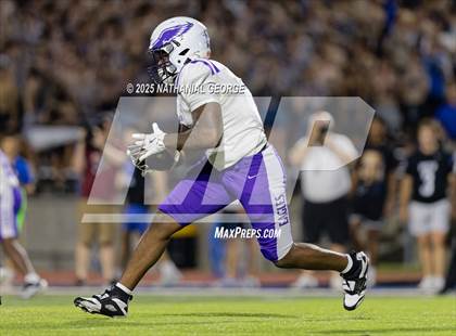 Thumbnail 2 in Omaha Central @ Creighton Prep photogallery.