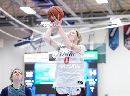 Thumbnail 1 in Metro Sports KC All-Star Game photogallery.