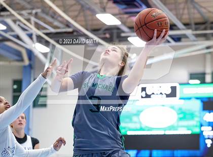 Thumbnail 2 in Metro Sports KC All-Star Game photogallery.