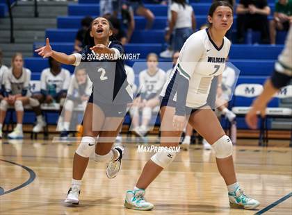 Thumbnail 1 in JV:  Santa Fe Catholic @ McKeel Academy photogallery.