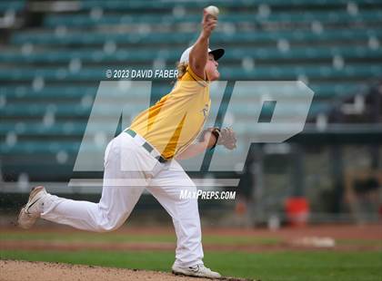 Thumbnail 2 in Altoona vs. Forest Hills photogallery.