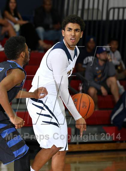 Thumbnail 2 in Price vs. Campbell Hall (Lancers Hoops Showdown) photogallery.