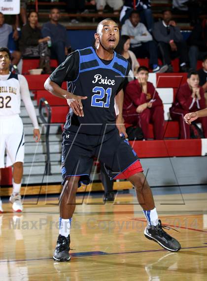 Thumbnail 2 in Price vs. Campbell Hall (Lancers Hoops Showdown) photogallery.