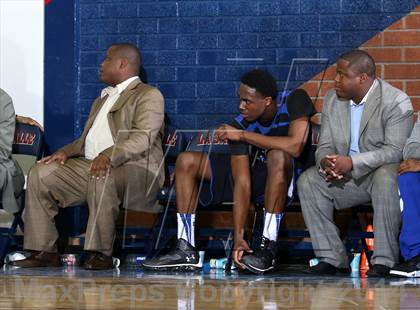Thumbnail 2 in Price vs. Campbell Hall (Lancers Hoops Showdown) photogallery.