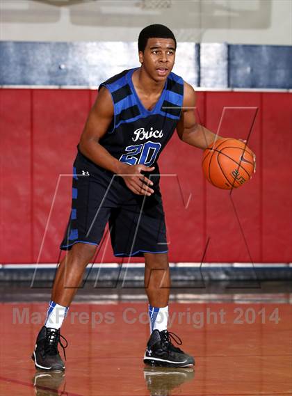 Thumbnail 2 in Price vs. Campbell Hall (Lancers Hoops Showdown) photogallery.