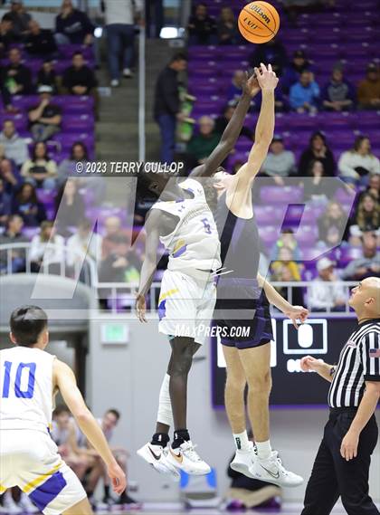 Thumbnail 2 in Syracuse vs. Cyprus (UHSAA 6A Quarterfinal) photogallery.