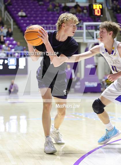 Thumbnail 3 in Syracuse vs. Cyprus (UHSAA 6A Quarterfinal) photogallery.