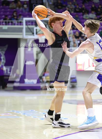 Thumbnail 3 in Syracuse vs. Cyprus (UHSAA 6A Quarterfinal) photogallery.