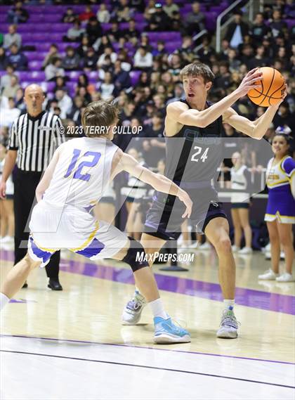 Thumbnail 2 in Syracuse vs. Cyprus (UHSAA 6A Quarterfinal) photogallery.