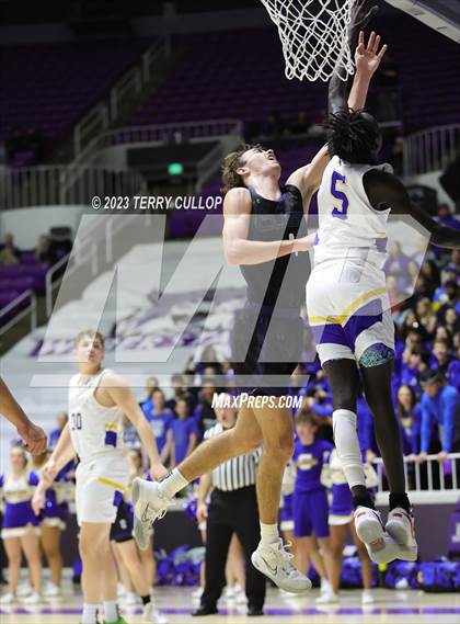 Thumbnail 1 in Syracuse vs. Cyprus (UHSAA 6A Quarterfinal) photogallery.